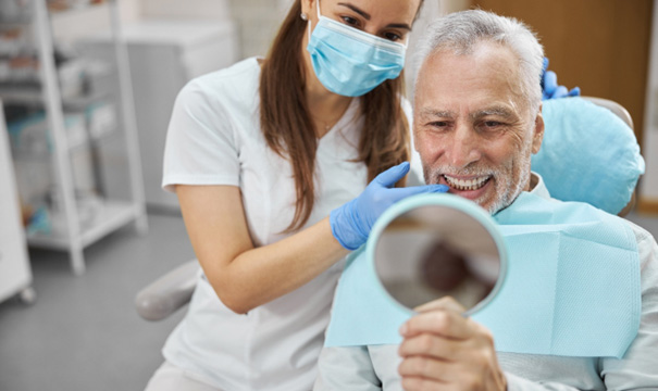 A man with Cigna Dental Insurance coverage at the dentist